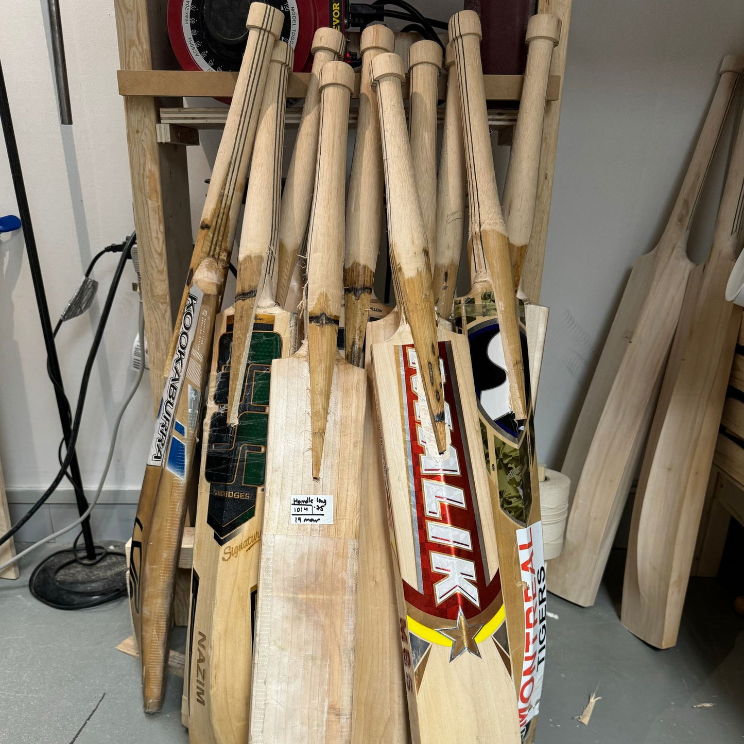 Handle Replacement - NW Cricket