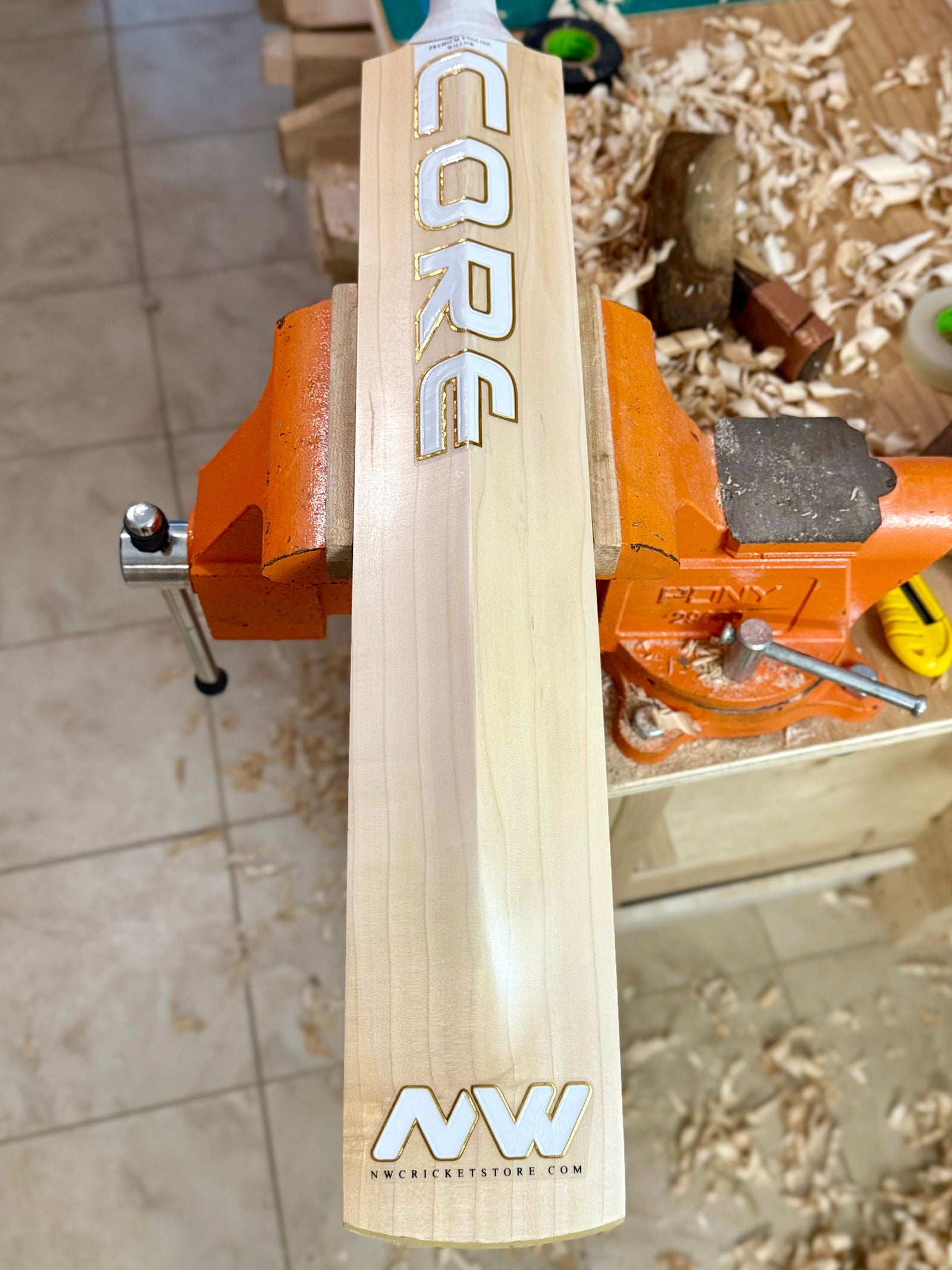 Grade 1 English Willow Cricket Bat - 105 - NW Cricket