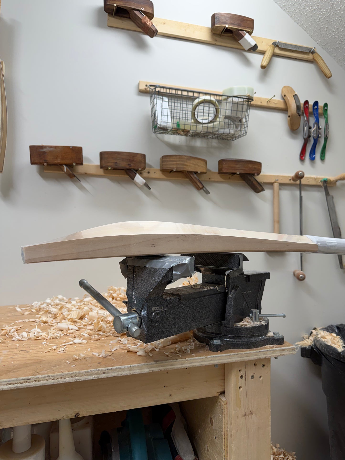 Performance Grade English Willow Cricket Bat - 121