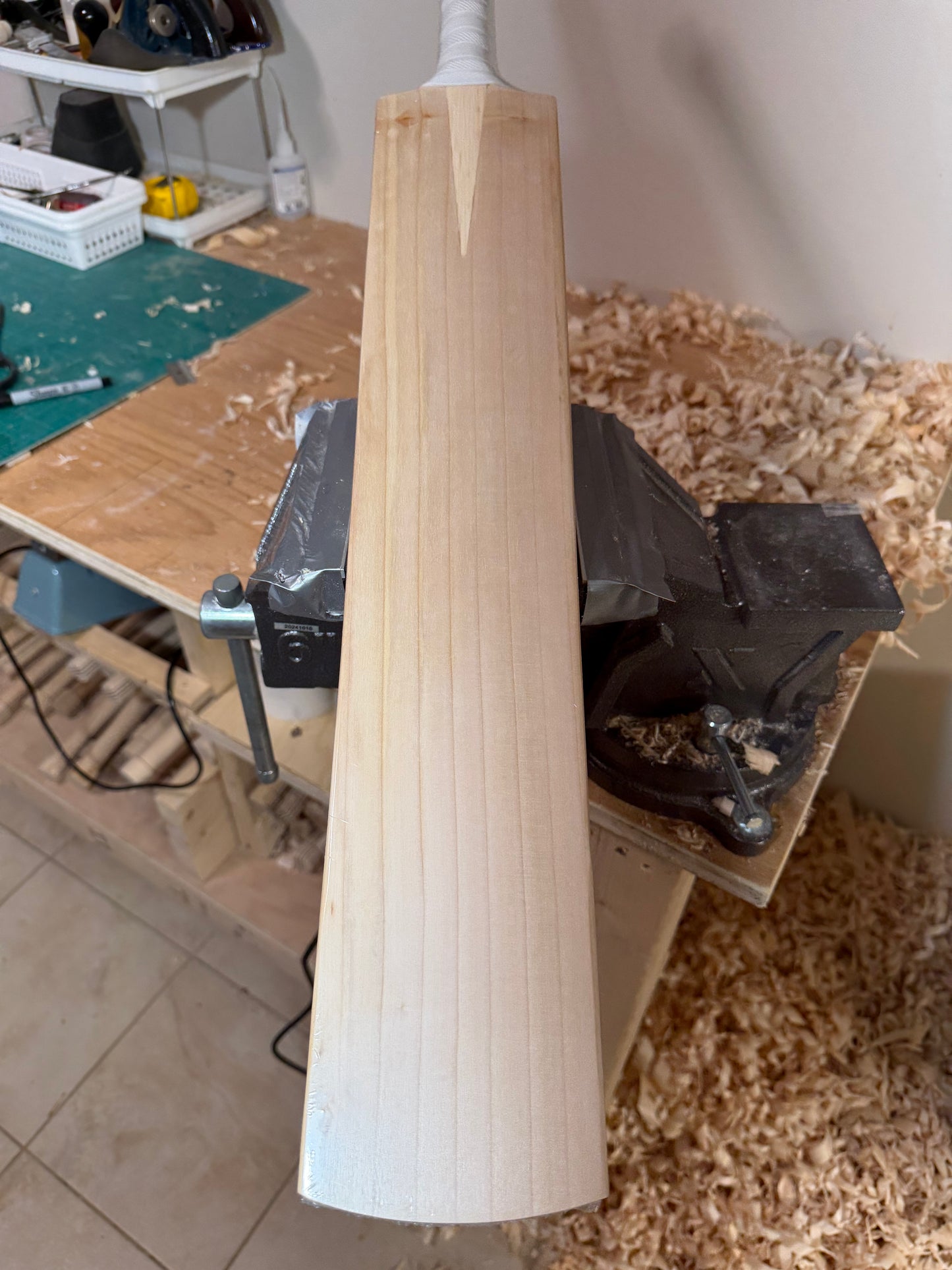 Grade 2 English Willow Cricket Bat - 125 [Clearance]