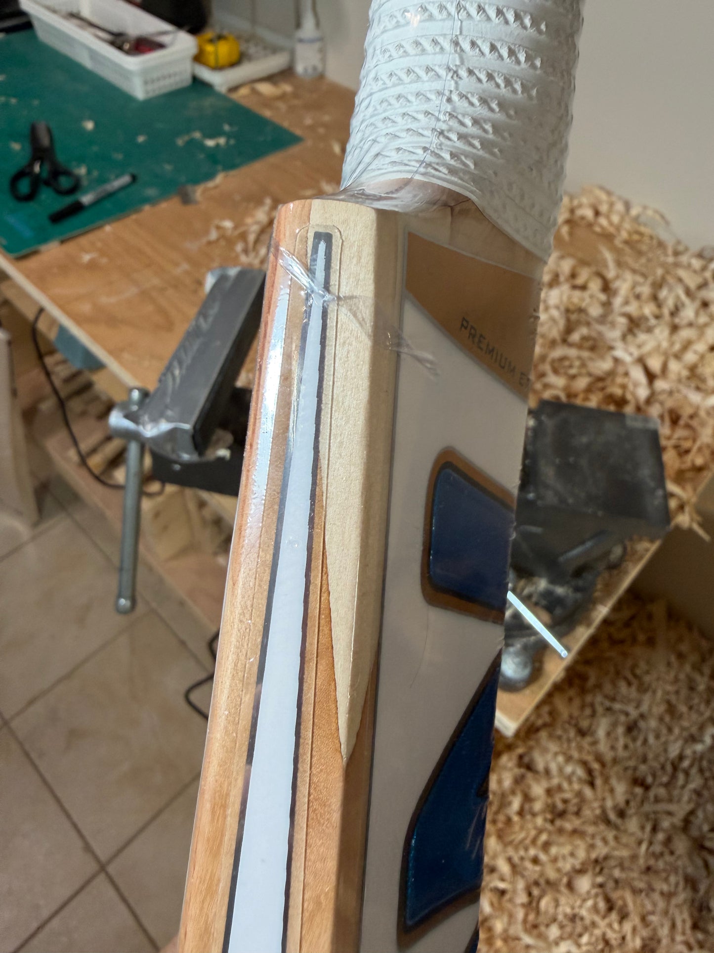 Performance Grade English Willow Cricket Bat - 129 [Factory Seconds]