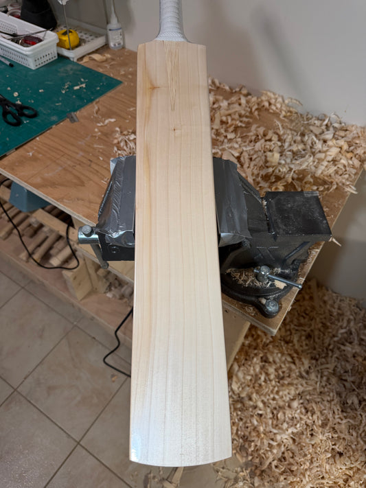 Grade 2 English Willow Cricket Bat - 134