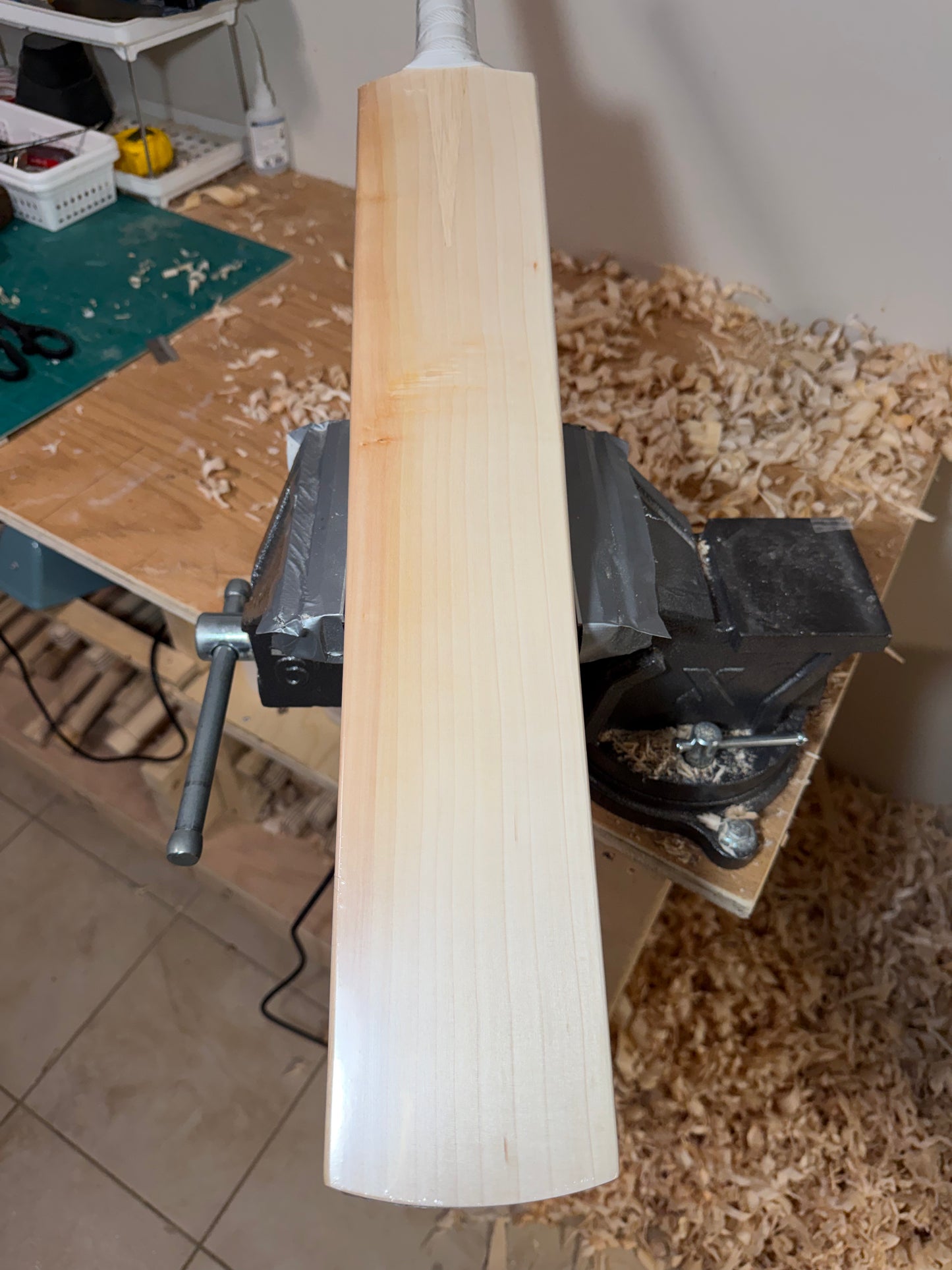 Grade 1 English Willow Cricket Bat - 139