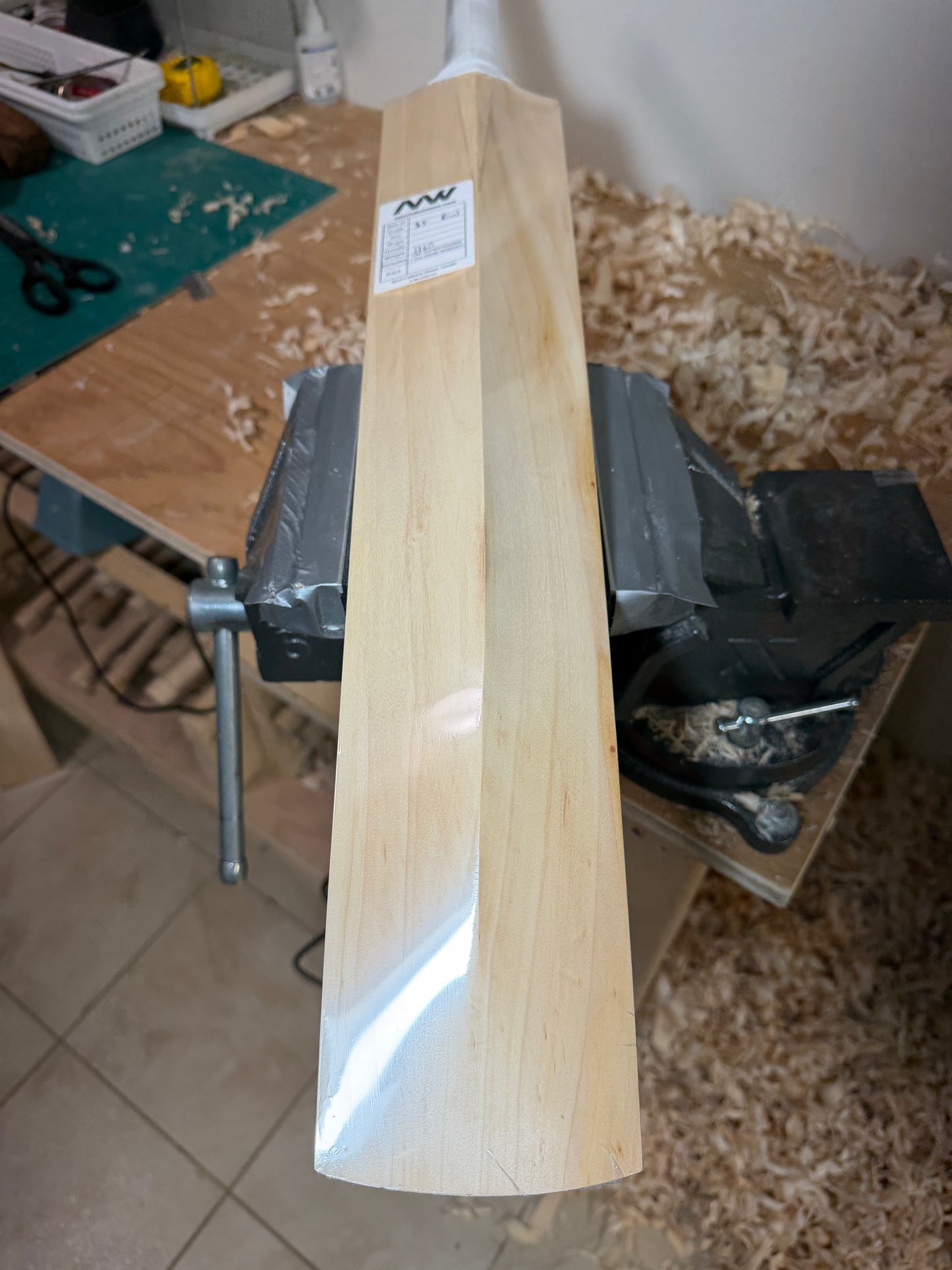 Grade 1+ English Willow Cricket Bat - 144